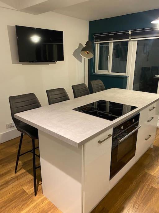 Cheerful 2 Bedroom With Parking Cleethorpes