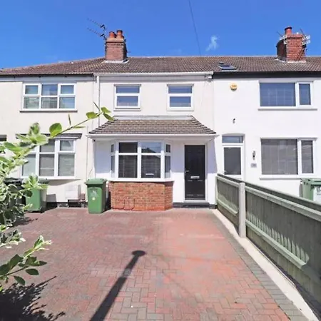 Cheerful 2 Bedroom Holiday Home With Parking Cleethorpes Exterior photo