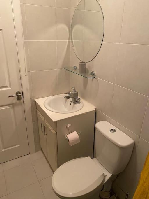 Cheerful 2 Bedroom With Parking * Cleethorpes