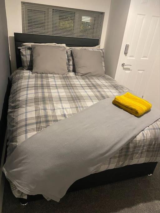 Cheerful 2 Bedroom With Parking Holiday home *